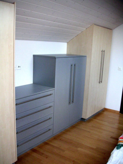 Schränke - Blum Innenausbau AG